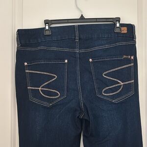 Seven7 Tummyless Mid Rise Boot Jean